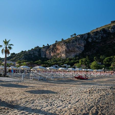 La Librata Boutique Hotel Terracina Buitenkant foto