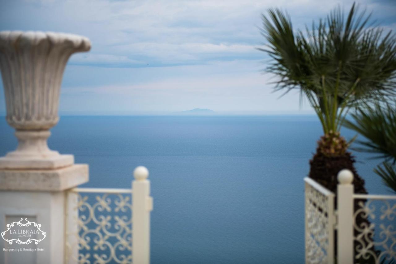 La Librata Boutique Hotel Terracina Buitenkant foto
