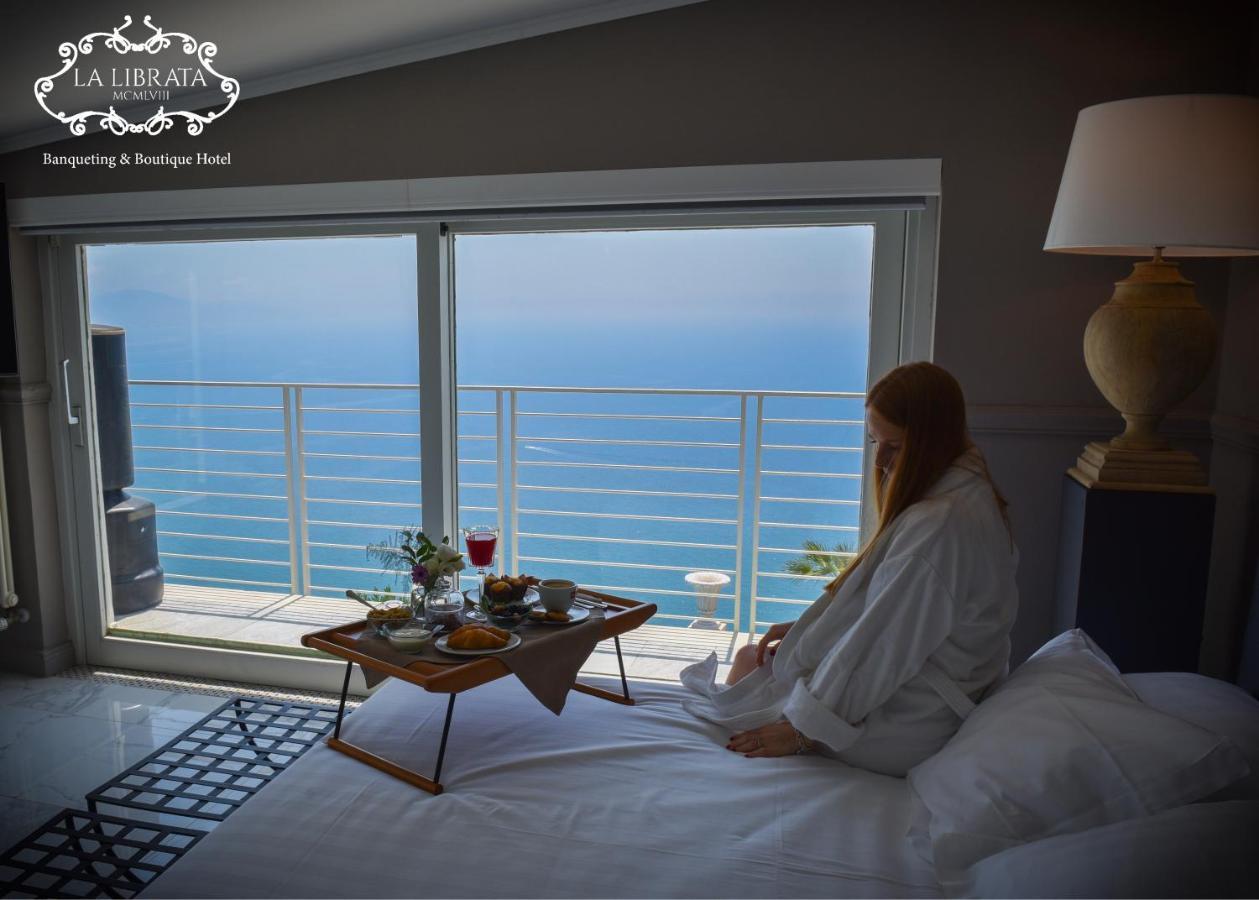 La Librata Boutique Hotel Terracina Buitenkant foto